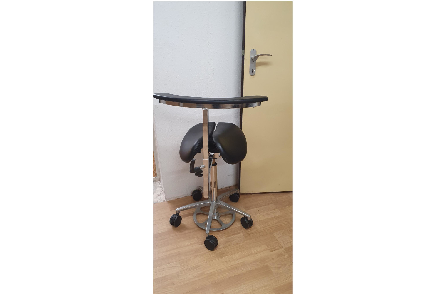 multi_adjuster_front1500x1000